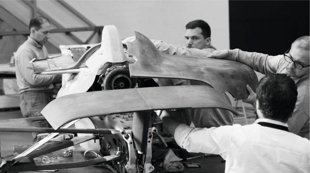 hd-shanghai_2017_renault_rs_2027_vision_1-7