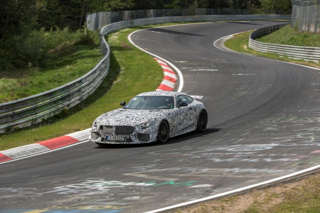 hd-spyshot_officiels_mercedes_amg_gt_r_1-5
