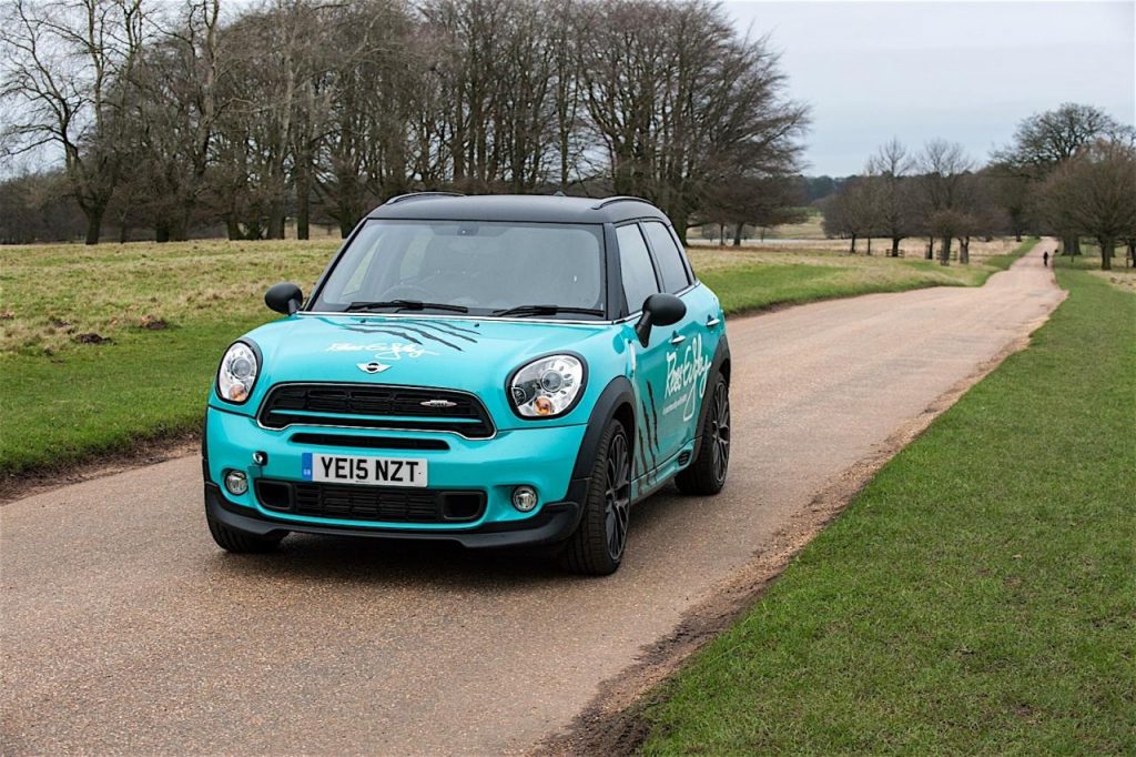 hd-tirer_un_mini_countryman_42_195_km_durant_1-5