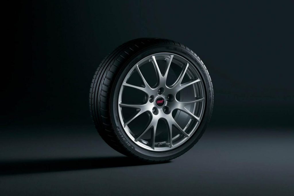 hd-tokyo_2015_subaru_wrx_sti_s207_1-13