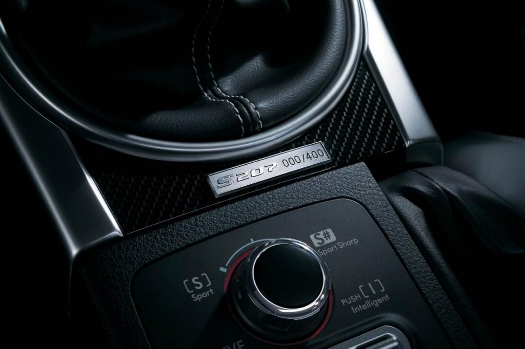 hd-tokyo_2015_subaru_wrx_sti_s207_1-22