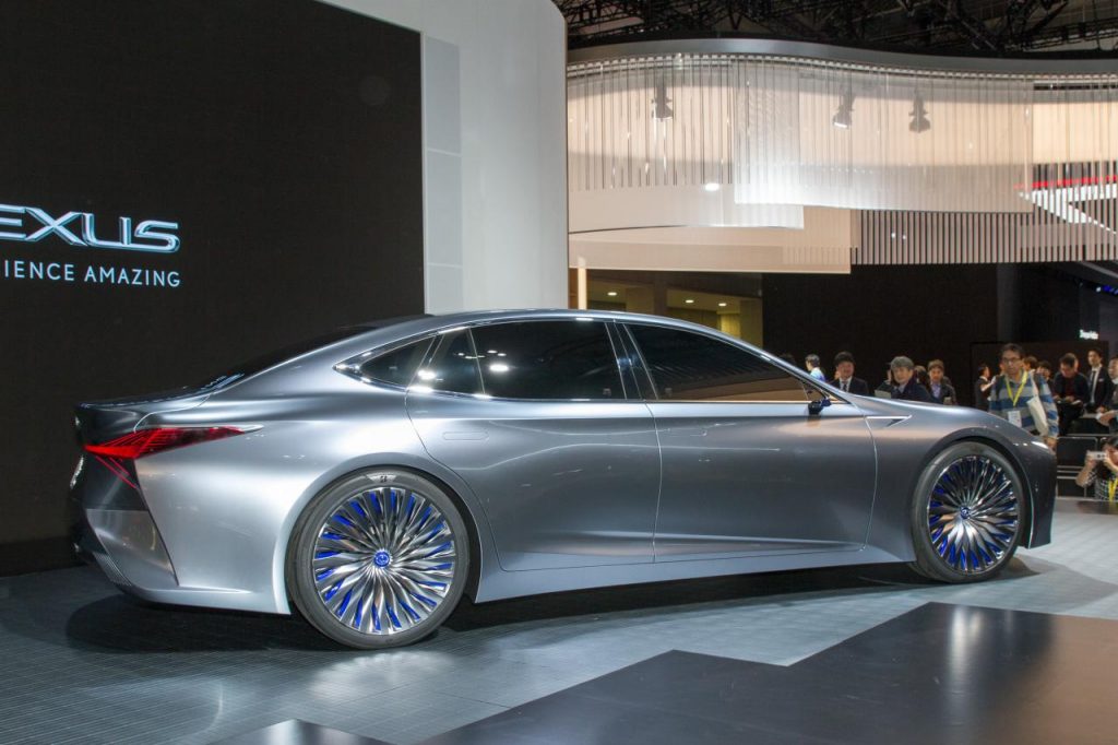hd-tokyo_2017_live_lexus_lsplus_concept_1-5