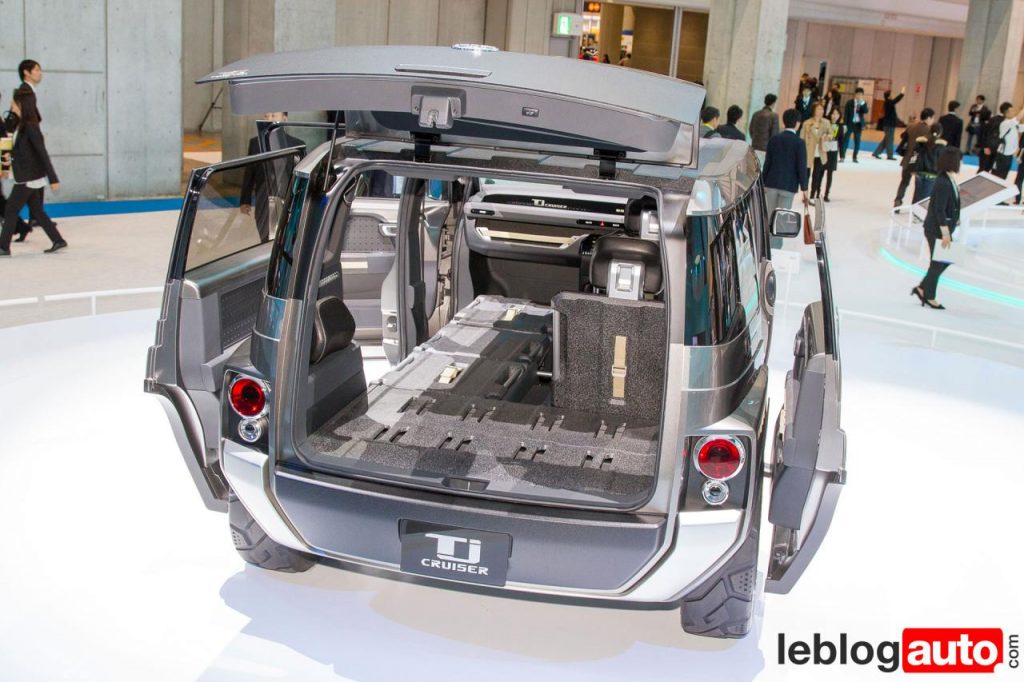 hd-tokyo_2017_live_toyota_tj_cruiser_concept_1