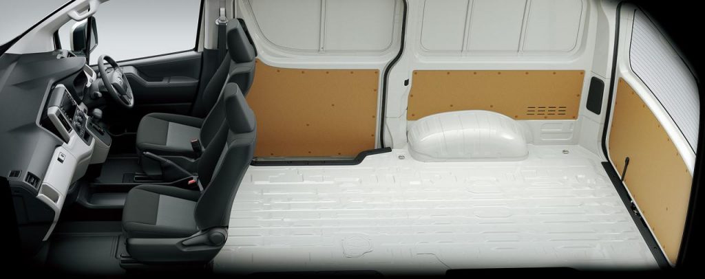 hd-toyota_hiace_l_air_de_rien_une_rvolution_1-6