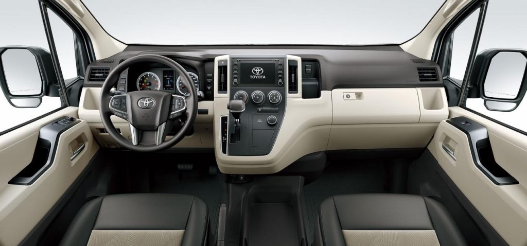 hd-toyota_hiace_l_air_de_rien_une_rvolution_1-7