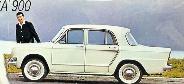 hd-un_t_au_japon_hino_contessa_900_1961_1964_1-9