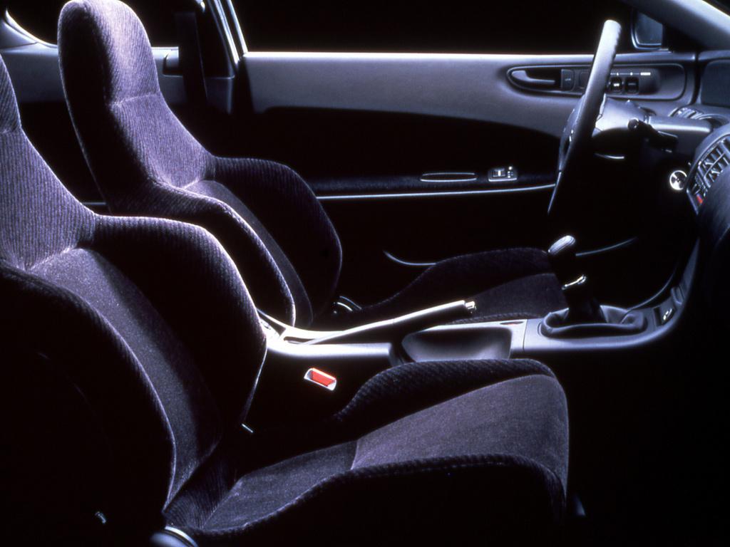 hd-un_t_au_japon_honda_prelude_iv_1991_1996_1