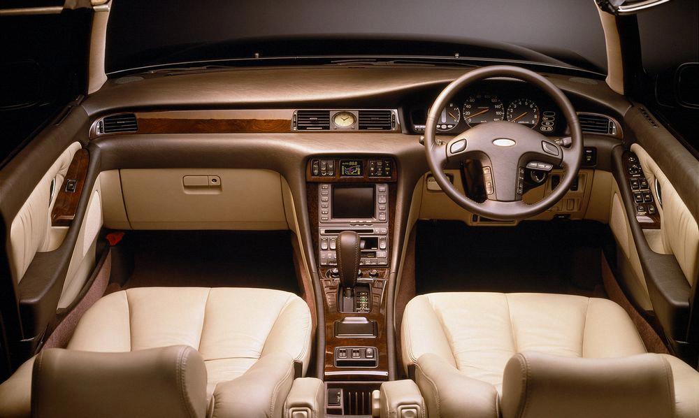 hd-un_t_au_japon_mitsubishi_diamante_1990_1995_1-2