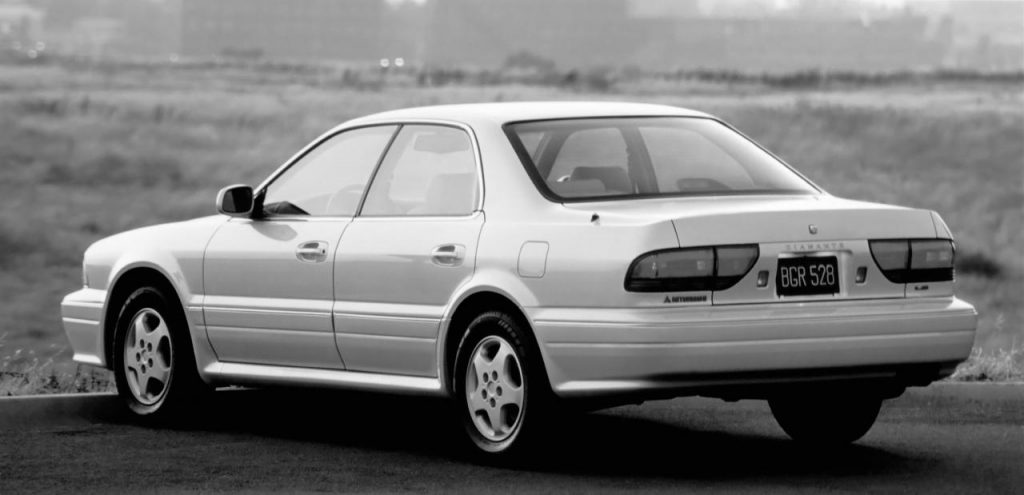 hd-un_t_au_japon_mitsubishi_diamante_1990_1995_1-4
