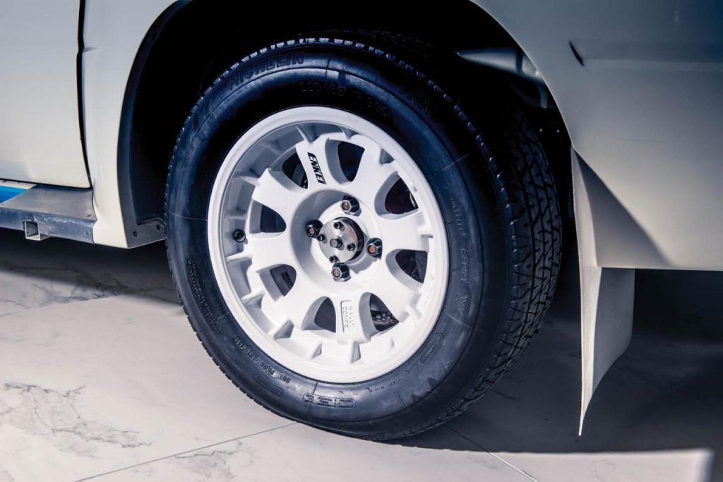 hd-une_rare_mazda_rx_7_evo_aux_enchres_1-10