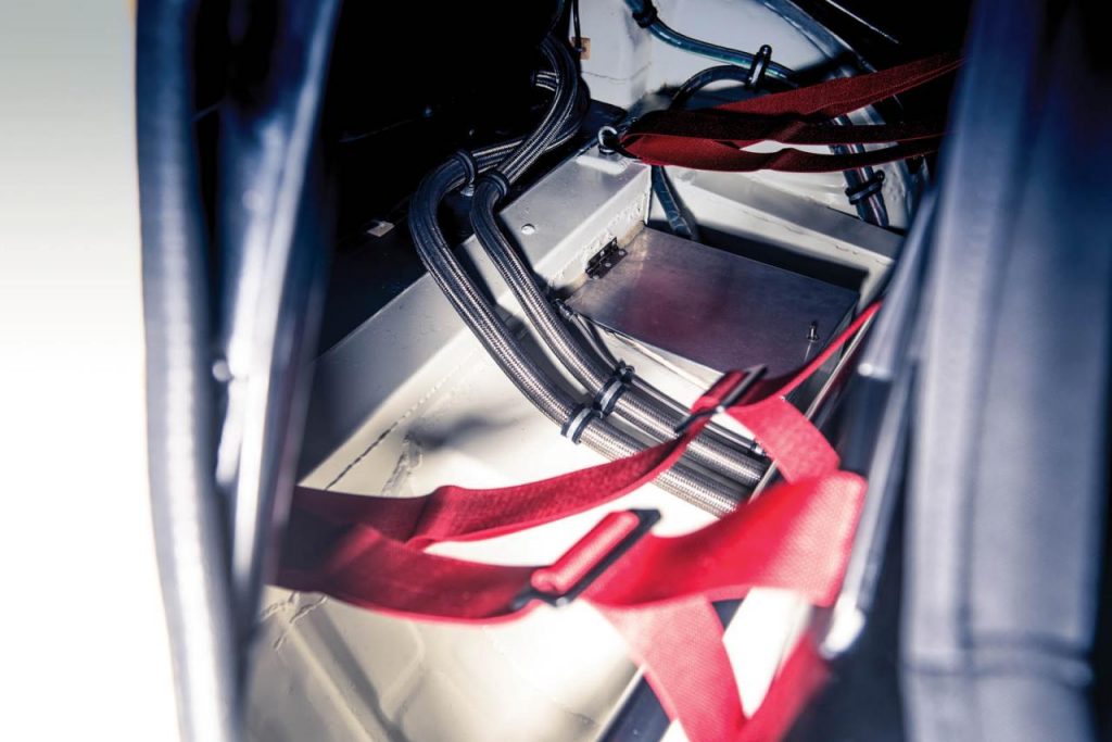 hd-une_rare_mazda_rx_7_evo_aux_enchres_1-3