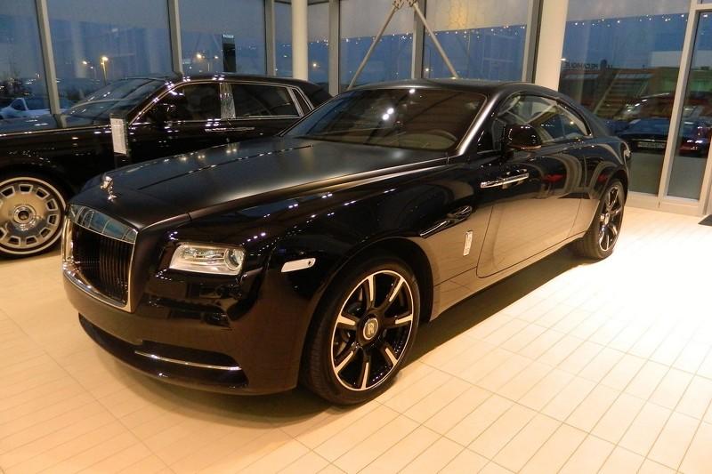 hd-une_rolls_royce_wraith_carbon_fiber_en_srie_limite_1-8