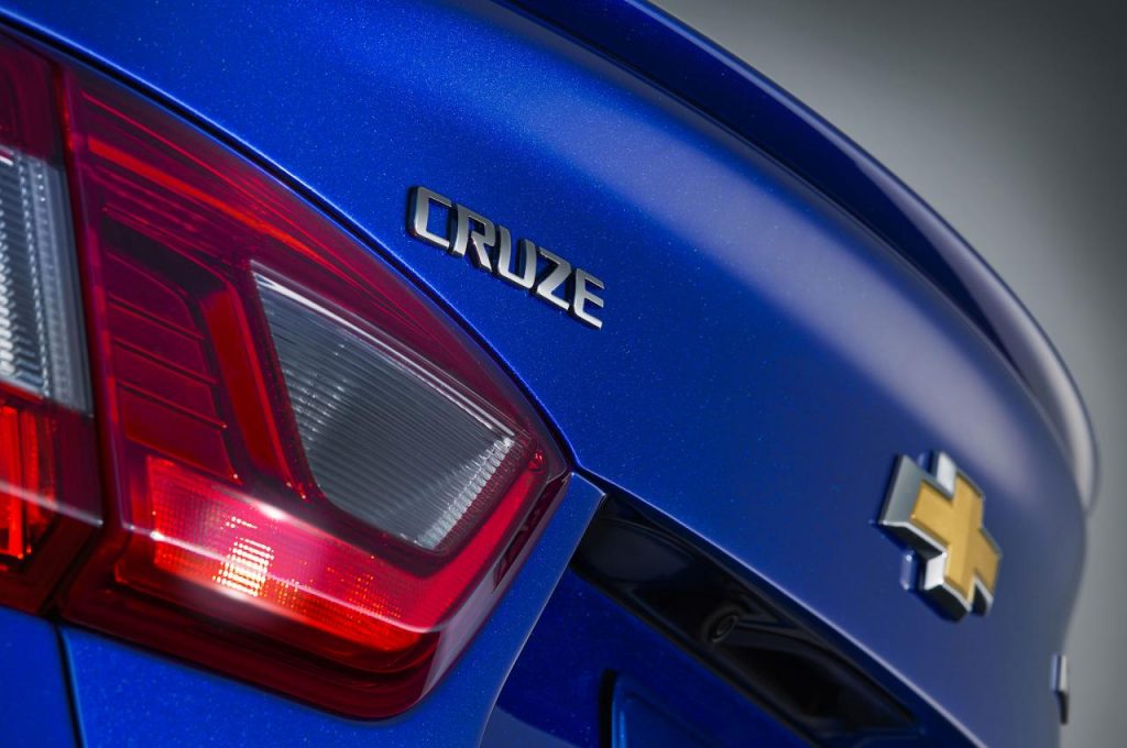 hd-voici_la_vraie_nouvelle_chevrolet_cruze_1-5