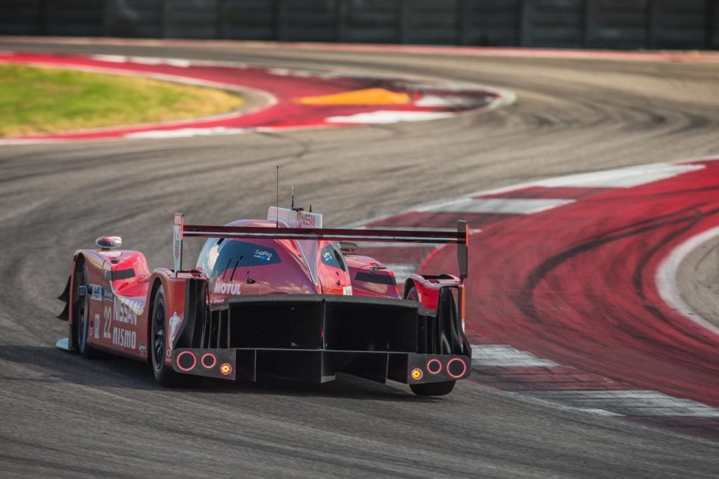 hd-wec_2016_nissan_persiste_avec_son_concept_traction_gt_r_lm_nismo_1-4