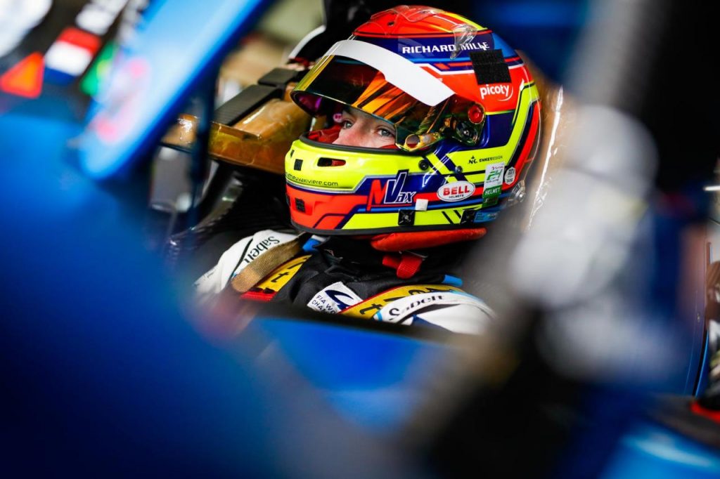 hd-wec_voil_l_alpine_a480_et_son_quipage_au_complet_1-2