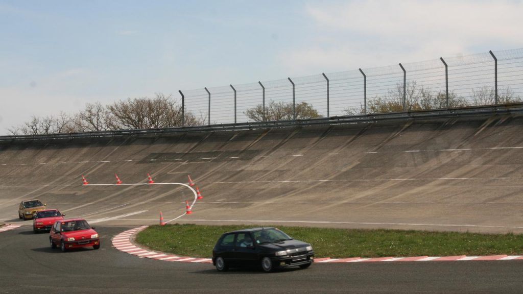 hd-youngtimers_festival_2019_odeur_d_essence_et_plaisir_dcomplex_1-13