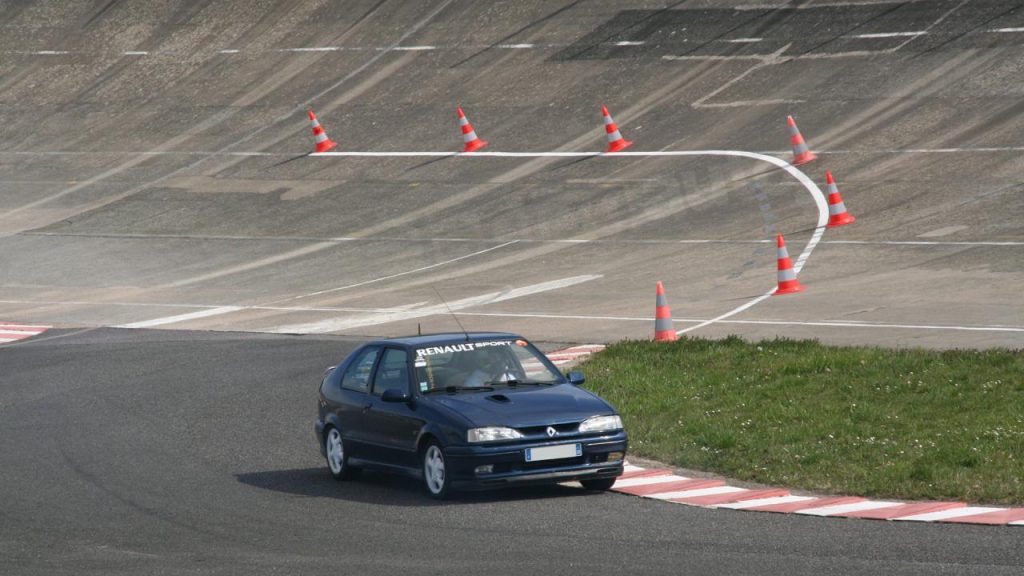 hd-youngtimers_festival_2019_odeur_d_essence_et_plaisir_dcomplex_1-27