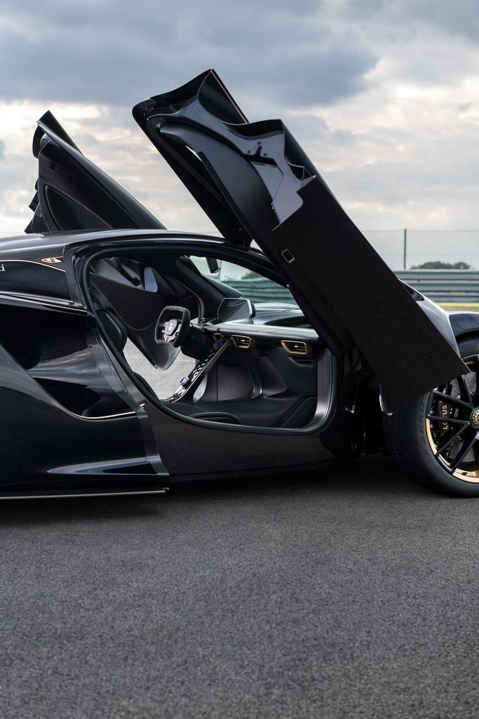 hd-lotus-evija-fittipaldi-4