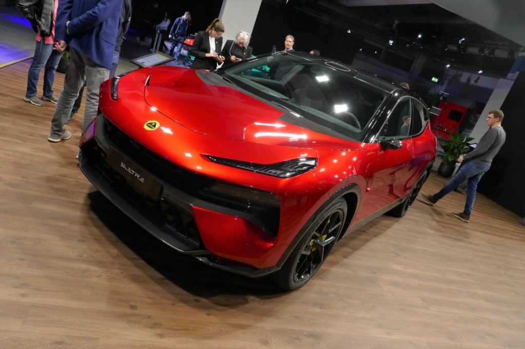 hd-salon-de-zurich-2022-lotus-eletre-et-emira