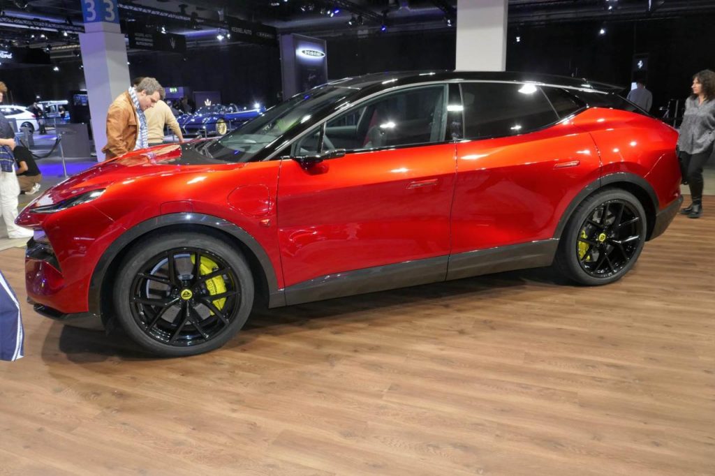 hd-salon-de-zurich-2022-lotus-eletre-et-emira-11