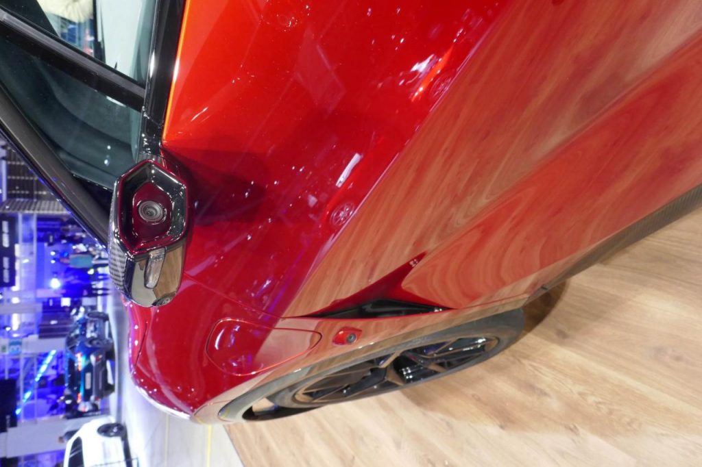 hd-salon-de-zurich-2022-lotus-eletre-et-emira-12