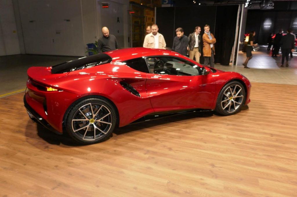 hd-salon-de-zurich-2022-lotus-eletre-et-emira-14