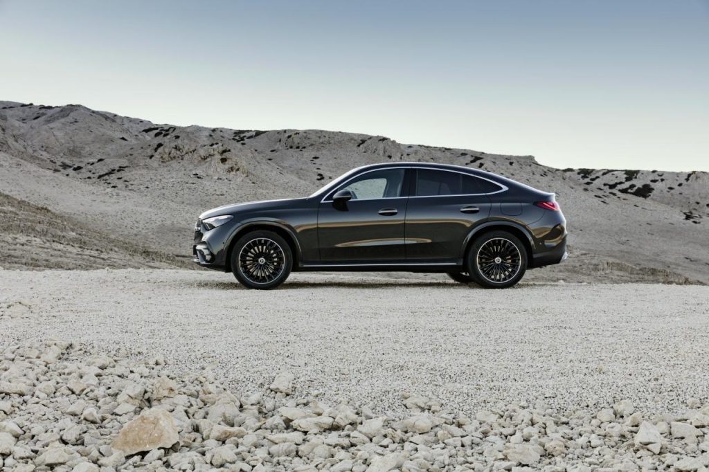 hd-mercedes-glc-coupe-2023-1