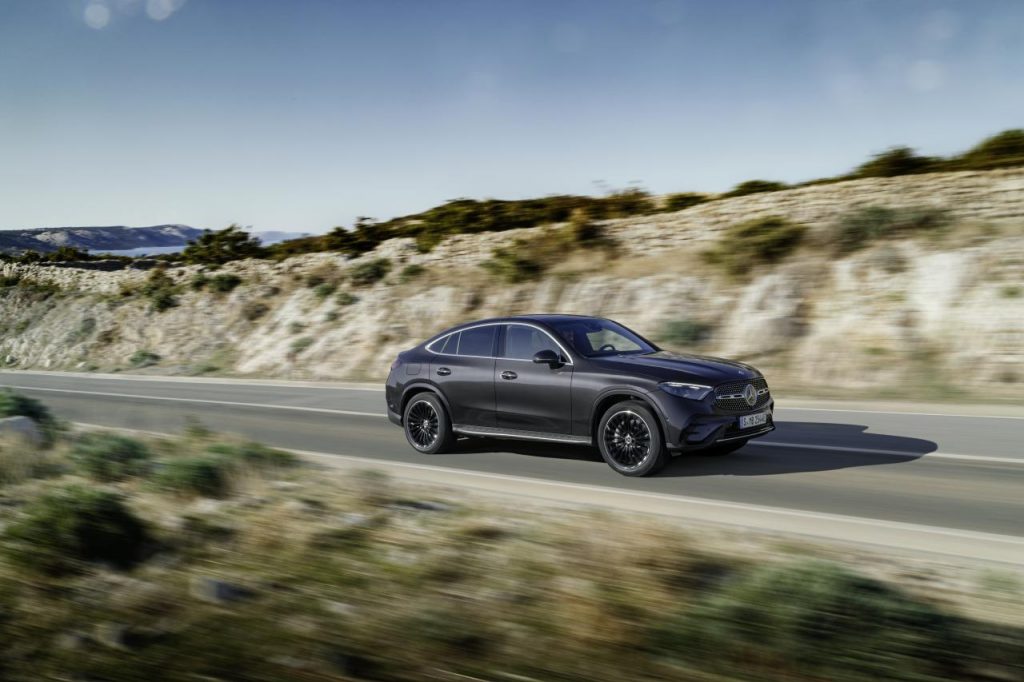 hd-mercedes-glc-coupe-2023-13