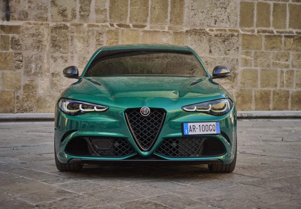 hd-alfa-romeo-giulia-et-stelvio-qv-2023-6
