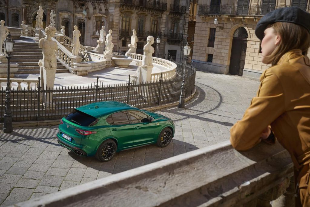 hd-alfa-romeo-giulia-et-stelvio-qv-2023-7