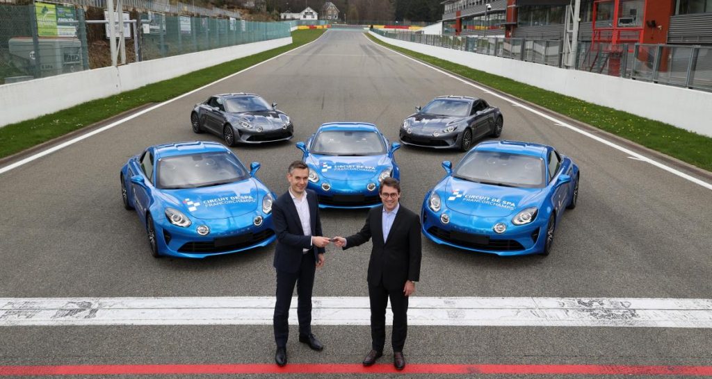 Alpine et Spa s’associent pour des baptêmes de piste