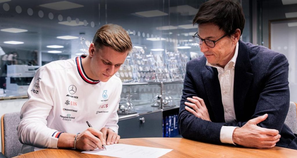 F1 – Schumacher trouve refuge chez Mercedes
