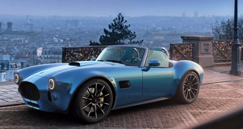 La nouvelle AC Cobra se dévoile dans les premiers visuels