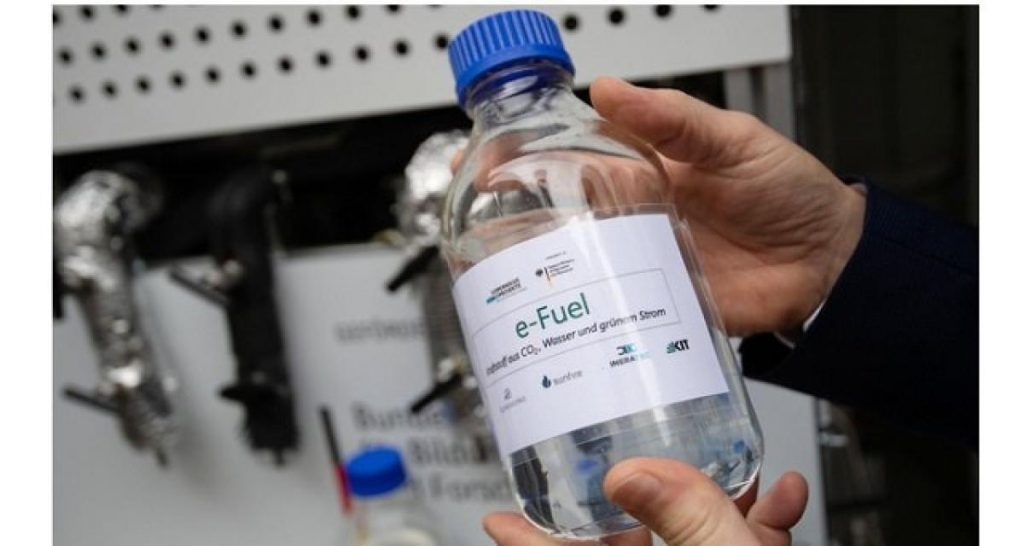 Le lobby auto italien mise sur e-fuel/biocarburants pour atteindre les objectifs CO2