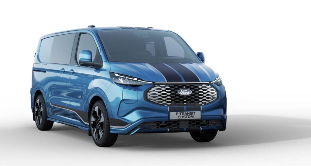 Le nouveau Ford Transit Custom électrique et essence
