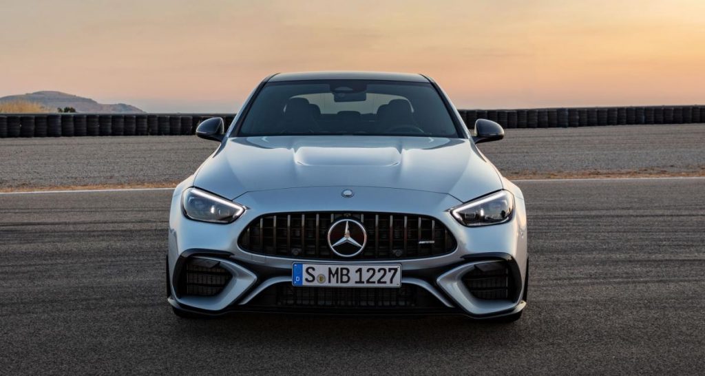 Mercedes C63 SE AMG : un 4 cylindres dopé aux électrodes