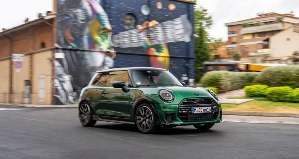 Mini Cooper S finition « JCW » : en attendant la vraie