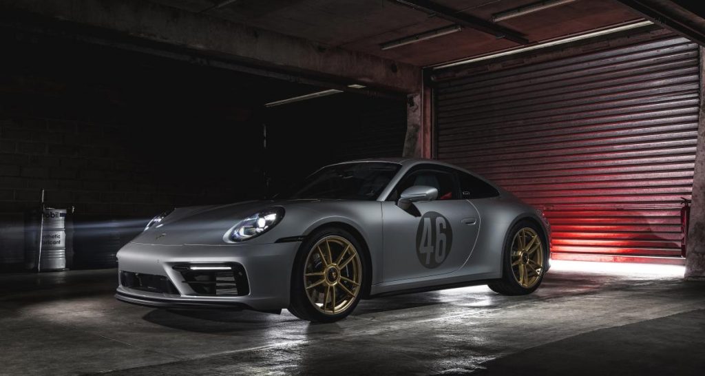 Porsche 911 Carrera GTS Le Mans