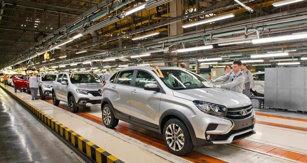 Renault cède Renault Russie et Avtovaz, mais se garde une option