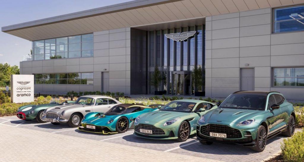 Shocking : le Racing Green n’était pas la couleur #1 chez Aston Martin