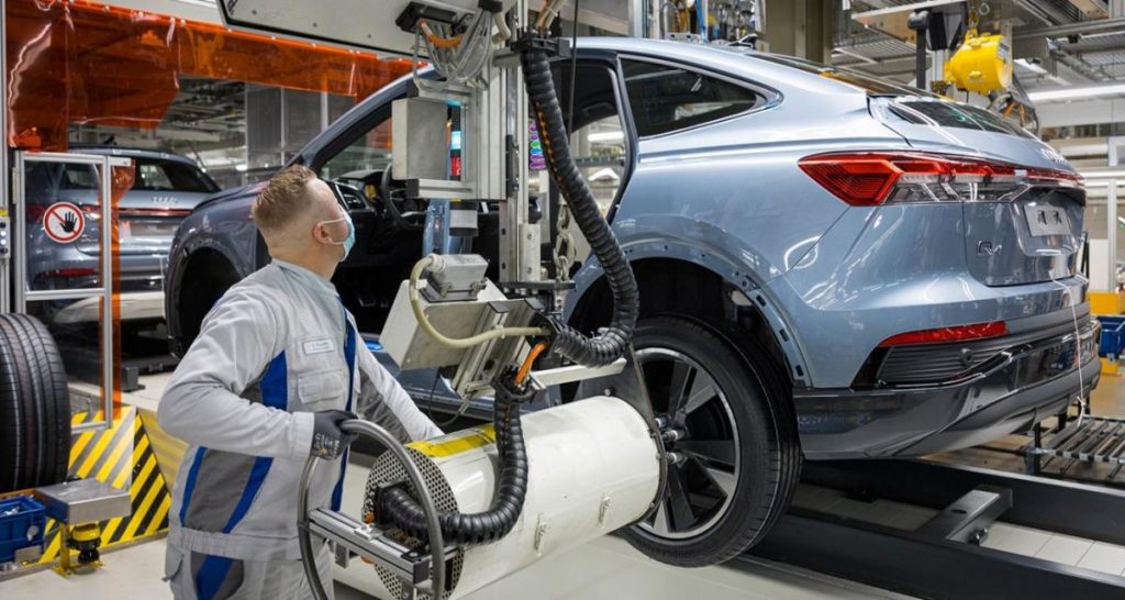 Surcapacité Q4 e-tron : Audi réduit la production à Bruxelles