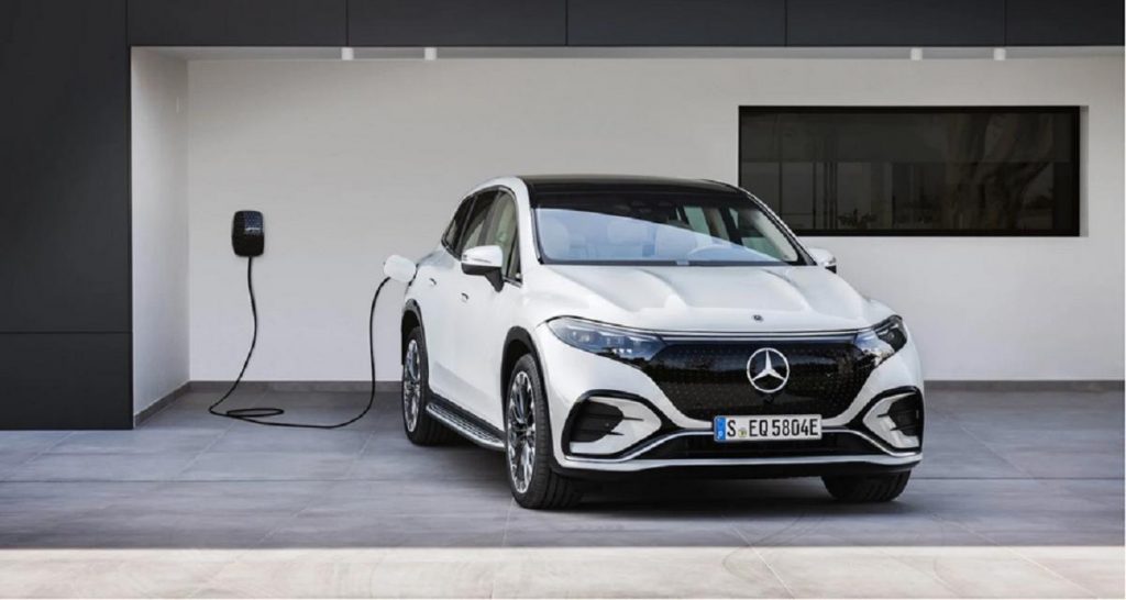Surprise ! Mercedes et non VW, 1er constructeur allemand à rejoindre le NACS de Tesla
