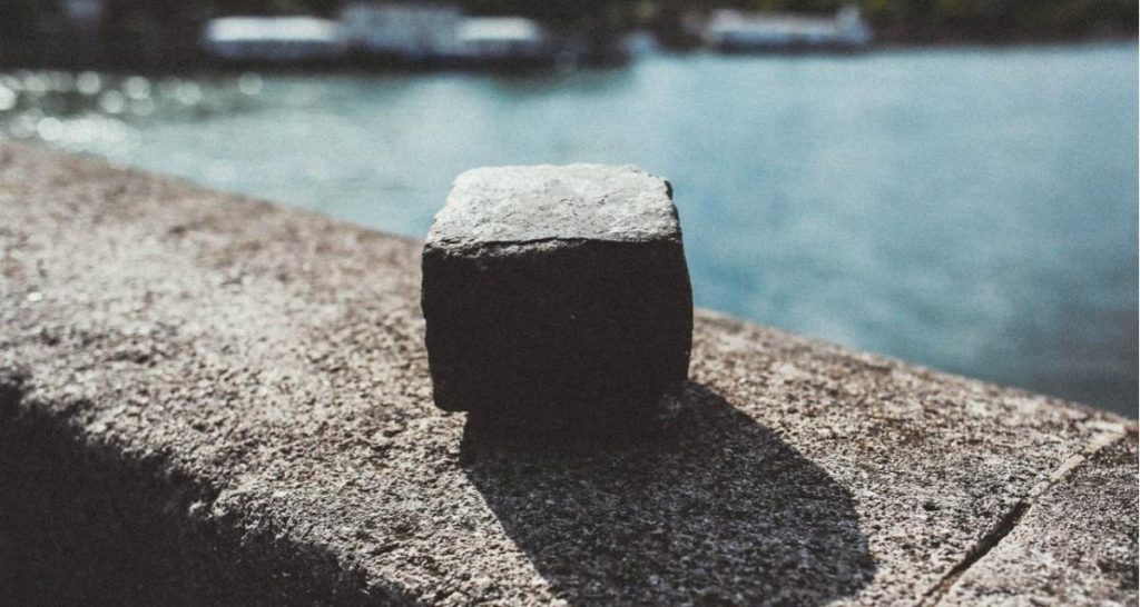 Tavares (Stellantis) réfute le côté écologique des batteries VE