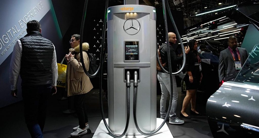 VE : Mercedes va construire son propre réseau de recharge