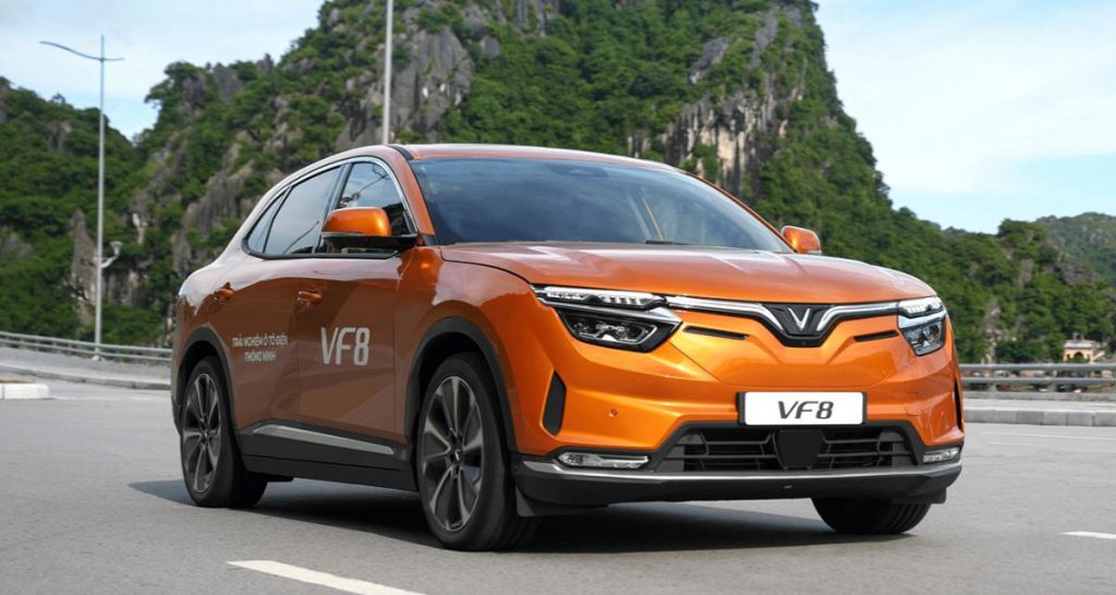 VinFast : 1er VF8 livrés en Europe fin 2023
