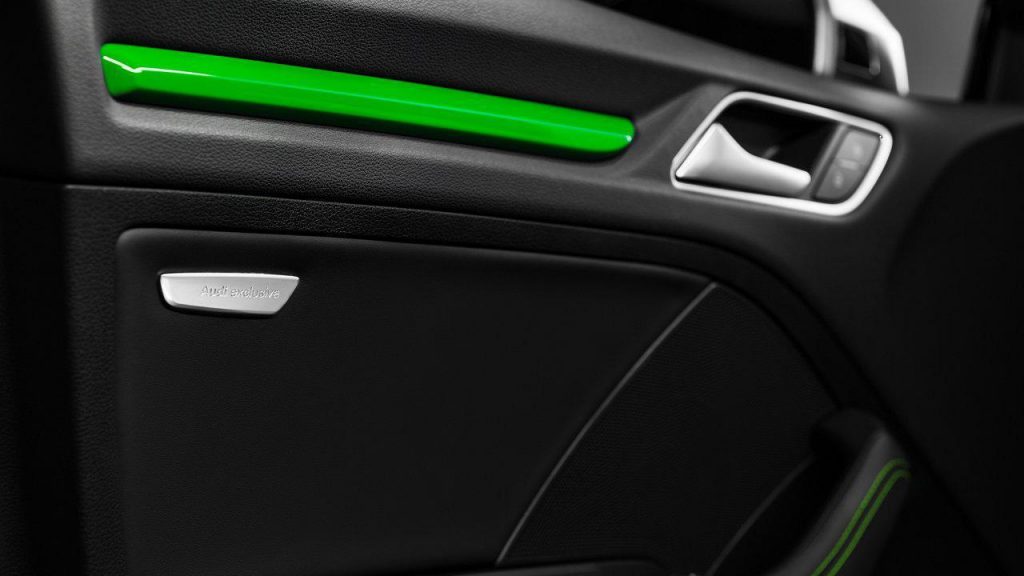 hd-audi_s3_sedan_exclusive_edition_aux_usa_1-16