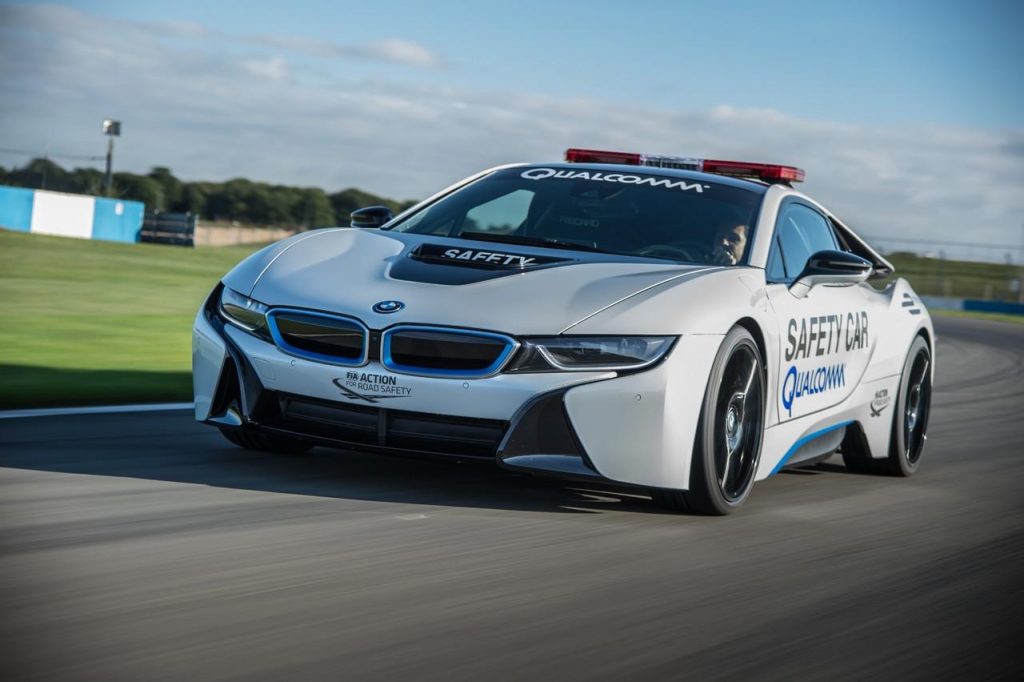 hd-bmw_et_la_formula_e_i8_i3_et_x5_xdrive40e_au_service_1-16