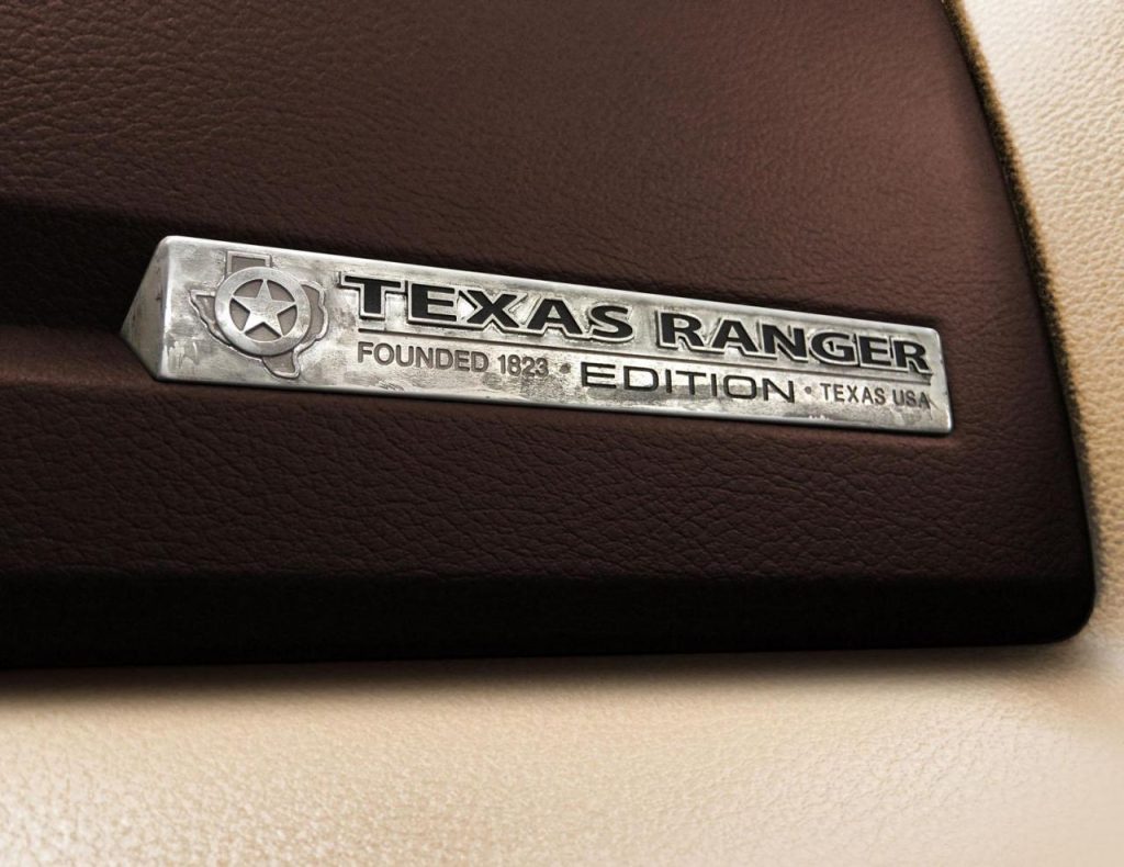 hd-dallas_2015_ram_texas_ranger_concept_1-2