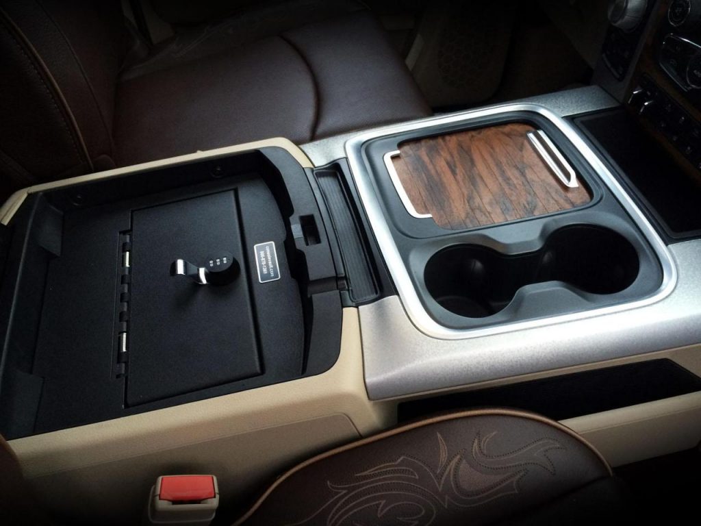 hd-dallas_2015_ram_texas_ranger_concept_1-3