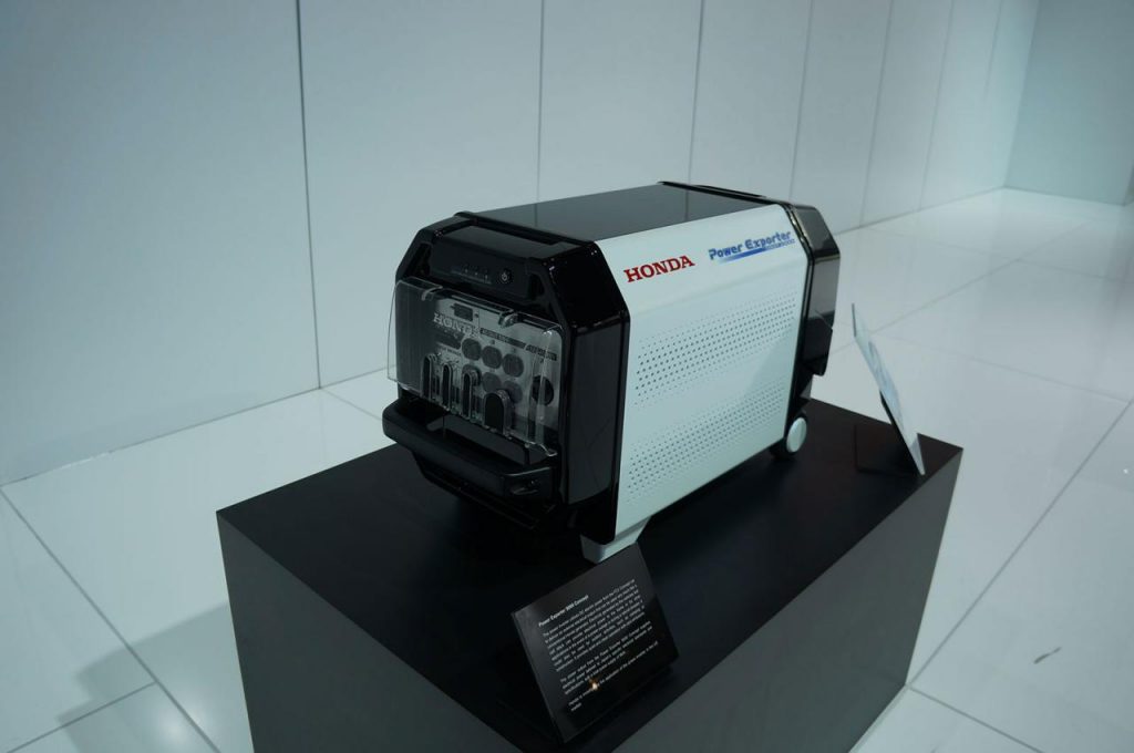 hd-dtroit_2015_live_honda_fcv_concept_1-1